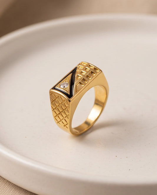 Geometric Split-Face Onyx & Clear Crystal Block Gold Ring