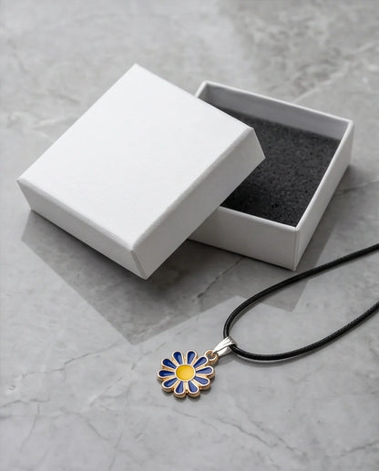 Midnight Blue Daisy Pendant