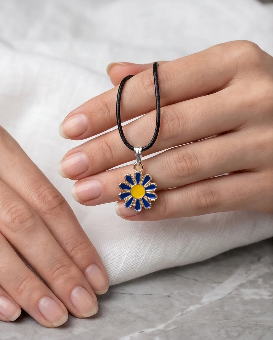 Midnight Blue Daisy Pendant