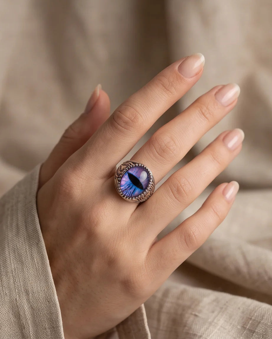 Nebula Slit-Pupil Beaded Silver Ring