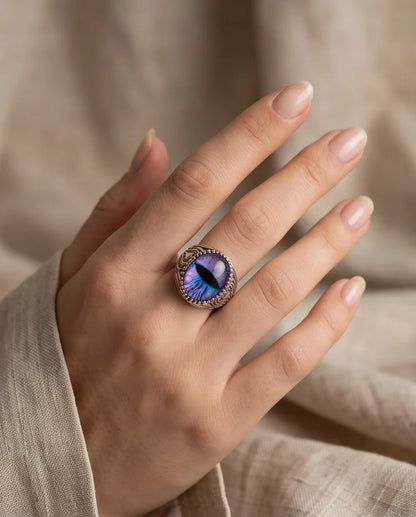 Nebula Slit-Pupil Beaded Silver Ring