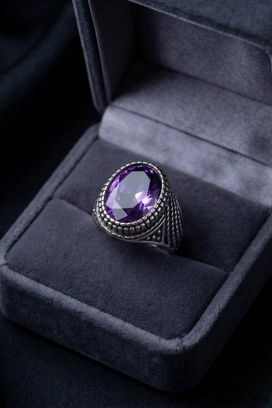 Imperial Amethyst Sovereign Signet Ring