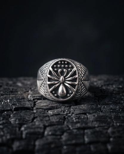 Arachnid Web-Shoulder Signet Silver Ring