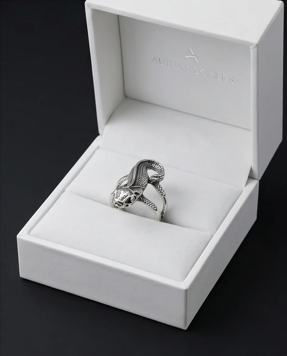 Vintage Silver Oxidized Chameleon Lizard Statement Ring