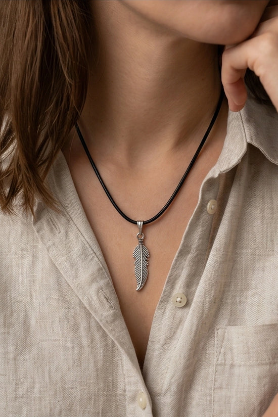 Silver Curved Retro Feather Necklace
