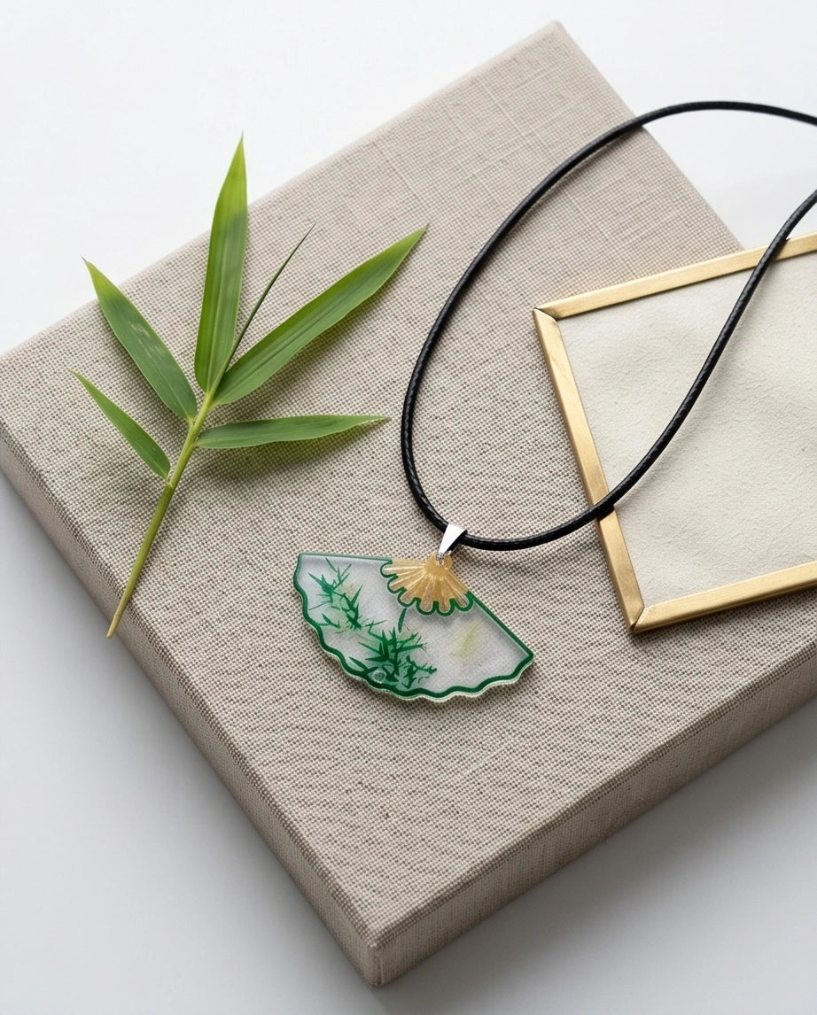 Artistic Green Bamboo Fan Pendant Necklace
