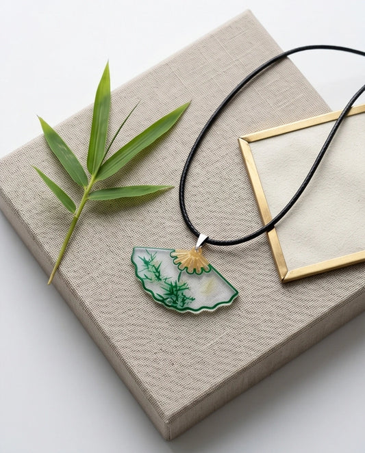Artistic Green Bamboo Fan Pendant Necklace