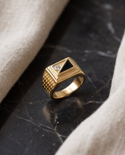 Split-Face Onyx & Clear Stone Diamond-Mesh Gold Ring
