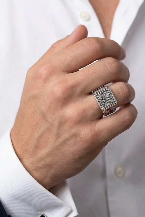 Vintage Sterling Silver Interlocking Lattice Signet Ring