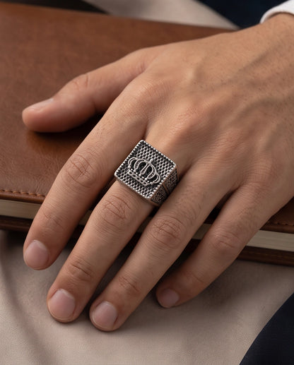 Royal Crown Mesh Square Signet Silver Ring