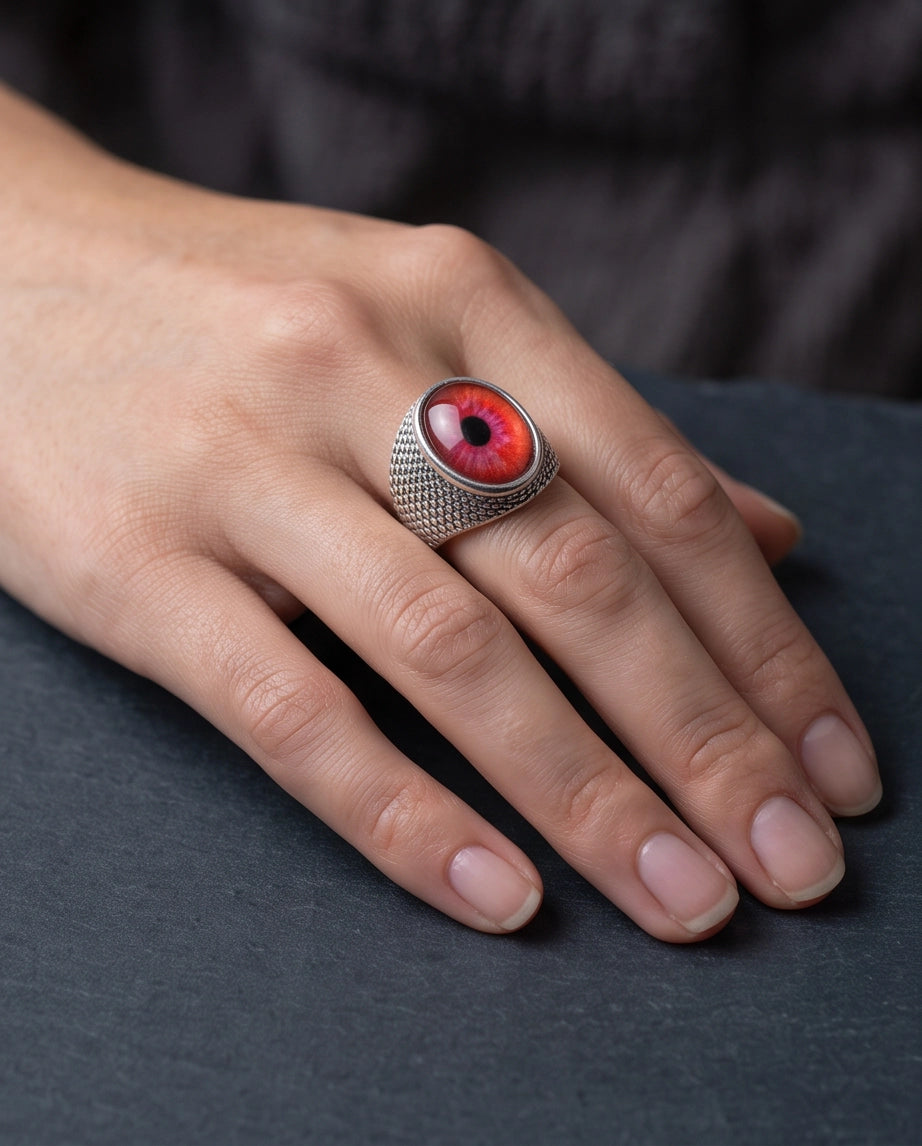 Crimson Evil Eye Cabochon Scale-Band Silver Ring