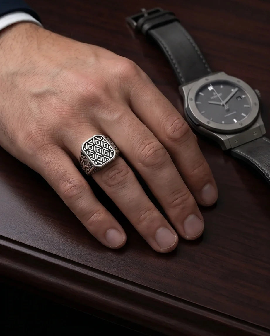 Vintage Sterling Silver Geometric Diamond Lattice Signet Ring