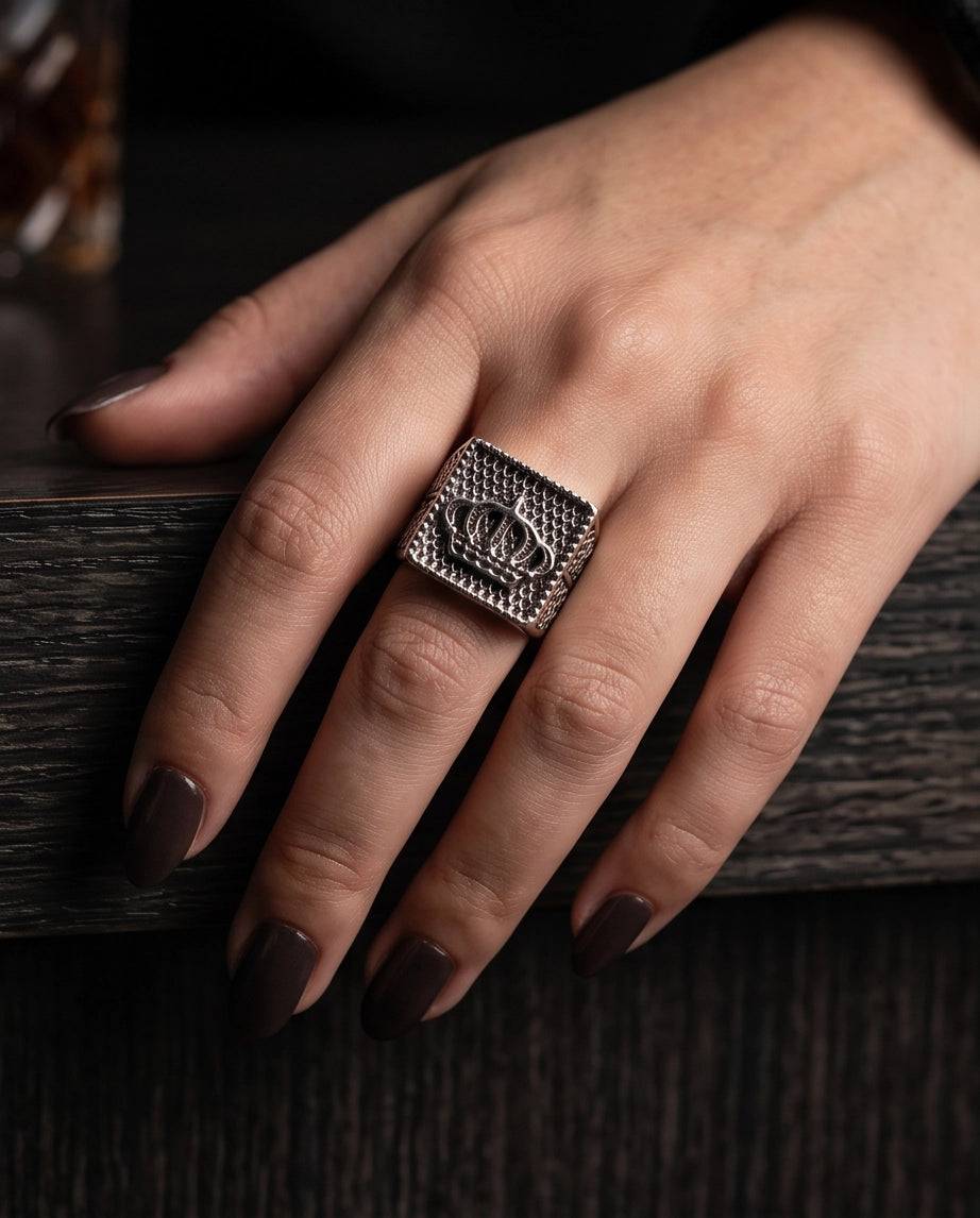 Royal Crown Mesh Square Signet Silver Ring