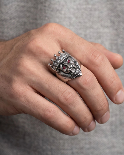 Ruby-Eyed Crowned Lion King Ring