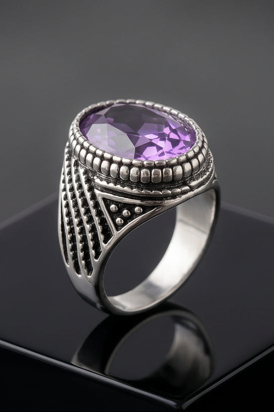 Imperial Amethyst Sovereign Signet Ring