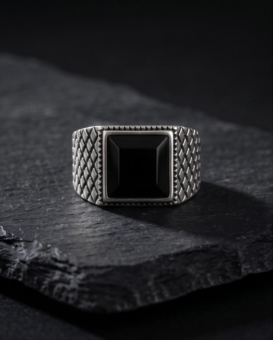 Pyramid Cut Onyx-Style Sawtooth Diamond-Mesh Silver Ring