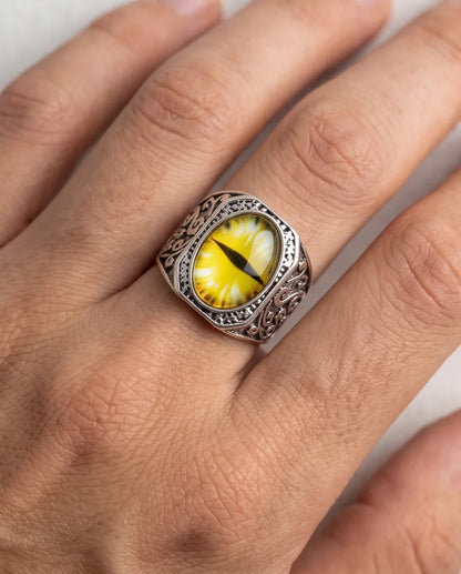 Amber Slit-Pupil Gilded Frame Silver Ring