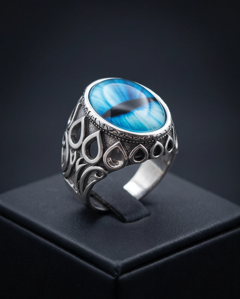 Azure Teardrop Filigree Slit-Pupil Silver Ring