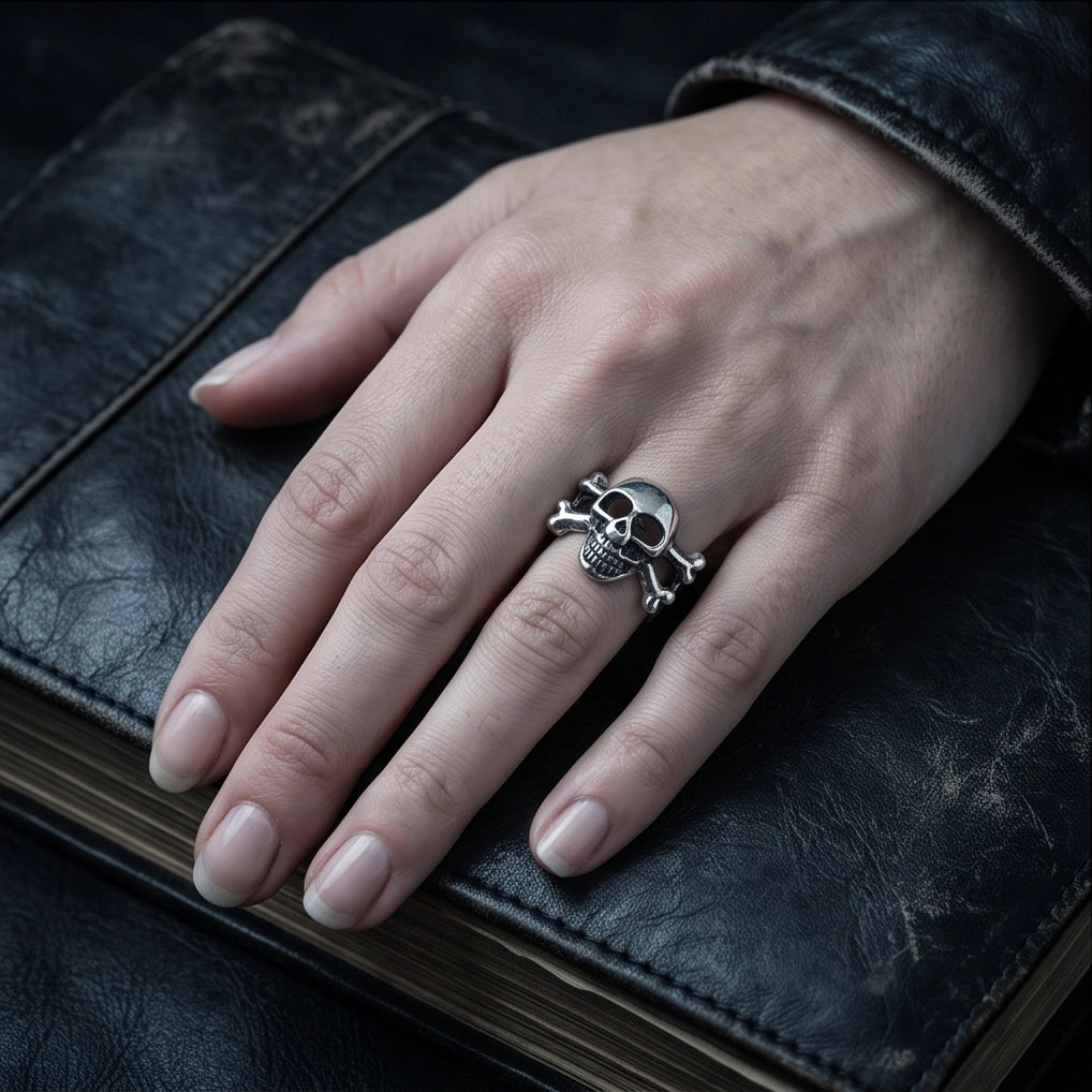 Jolly Roger Crossbones Skull Ring