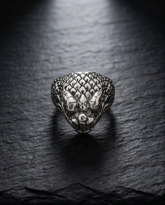 "Serpent’s Legacy" – Premium Viper Statement Ring
