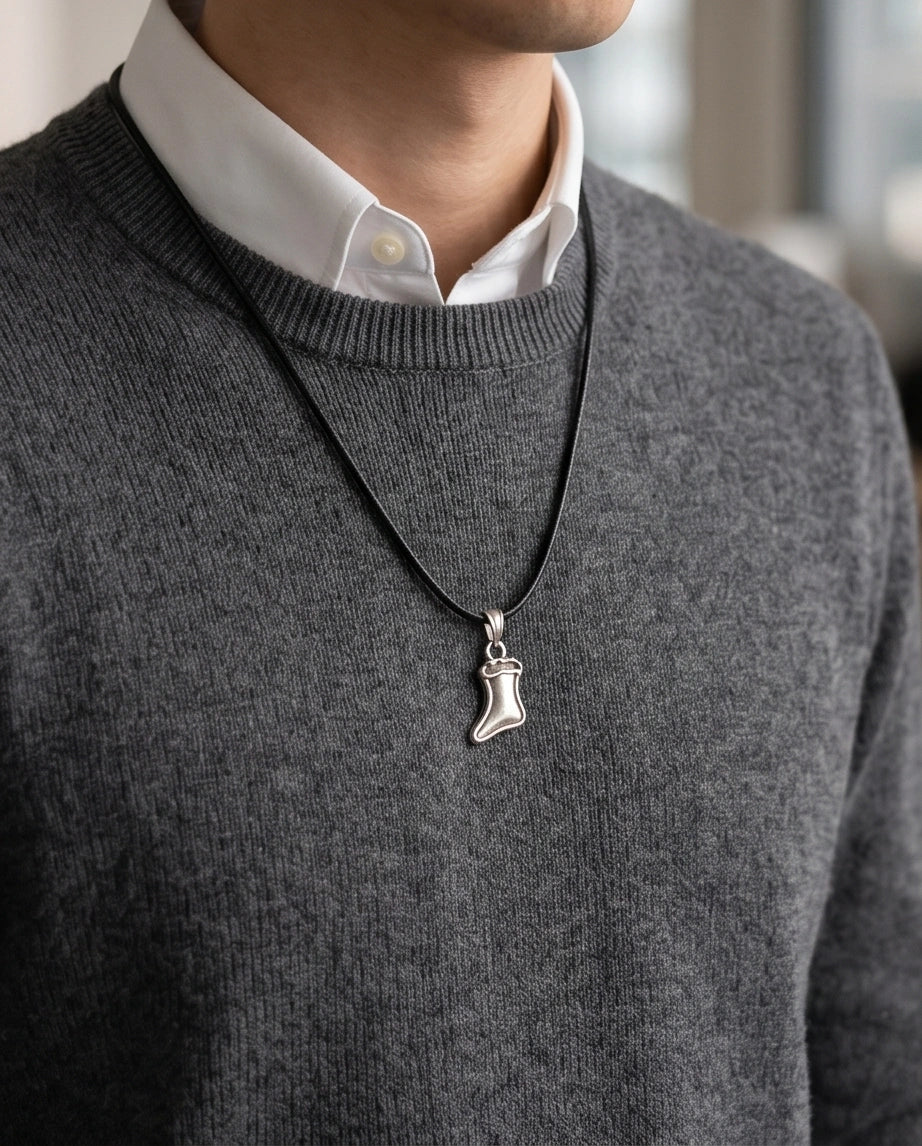 Silver Retro Stocking Pendant Necklace