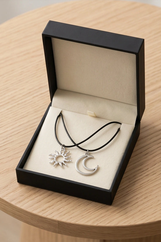2pcs Celestial Sun and Moon Matching Pendant Necklaces Set
