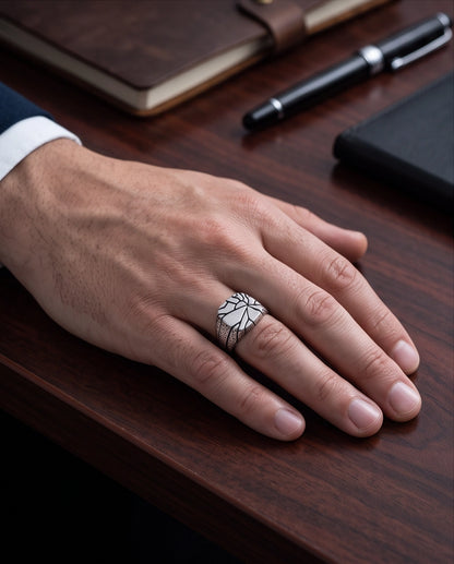 Shattered Earth Cracked Signet Ring
