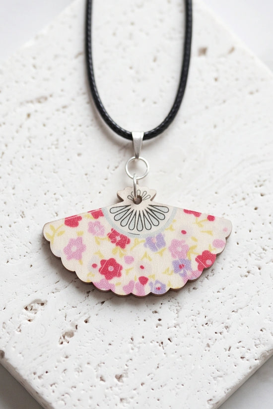 Vintage Pastel Pink Floral Hand-Fan Pendant Necklace