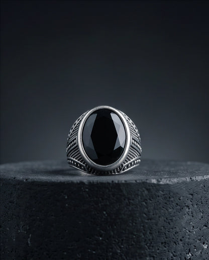 Onyx Gemstone Smooth Bezel Chevron Stippled Silver Ring