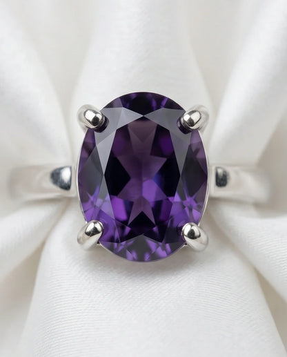 Sterling Silver Oval Amethyst Solitaire Ring