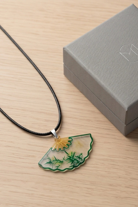 Artistic Green Bamboo Fan Pendant Necklace