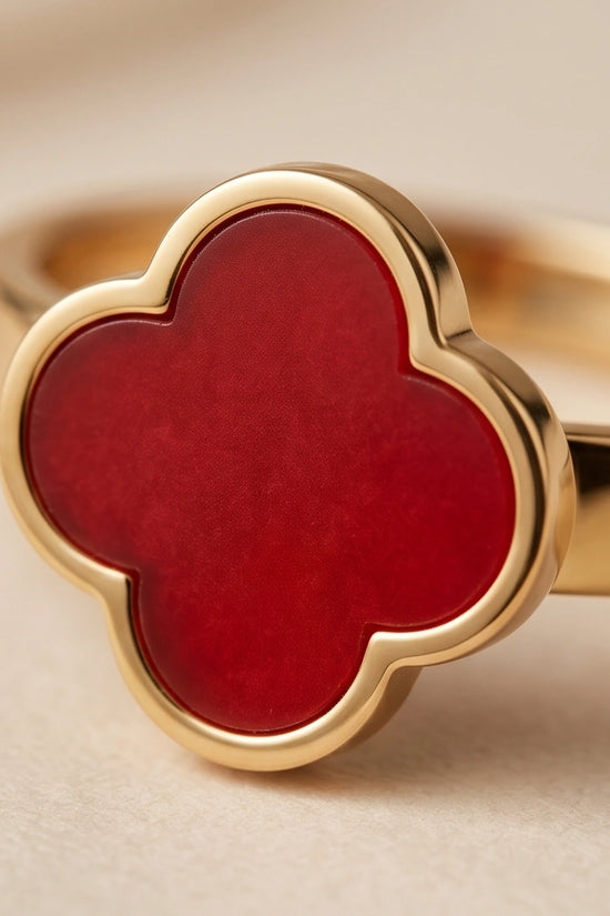 Golden Carnelian Clover Minimalist Ring
