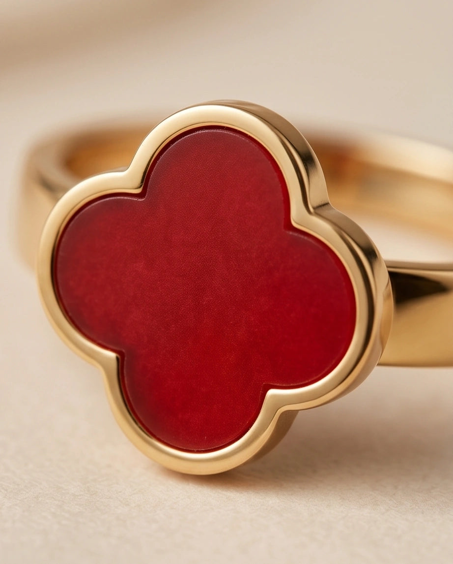 Golden Carnelian Clover Minimalist Ring