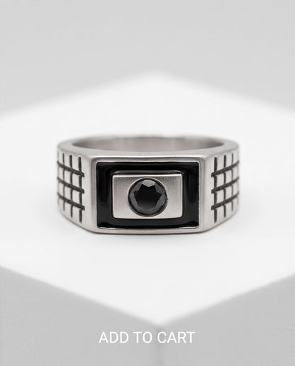 Brilliant Round Faceted Black Onyx-Inlay Grid-Shoulder Silver Ring