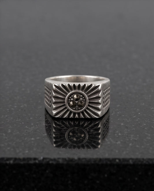 Celestial Sunburst Dark-Triple-Crystal Stippled Band Silver Ring