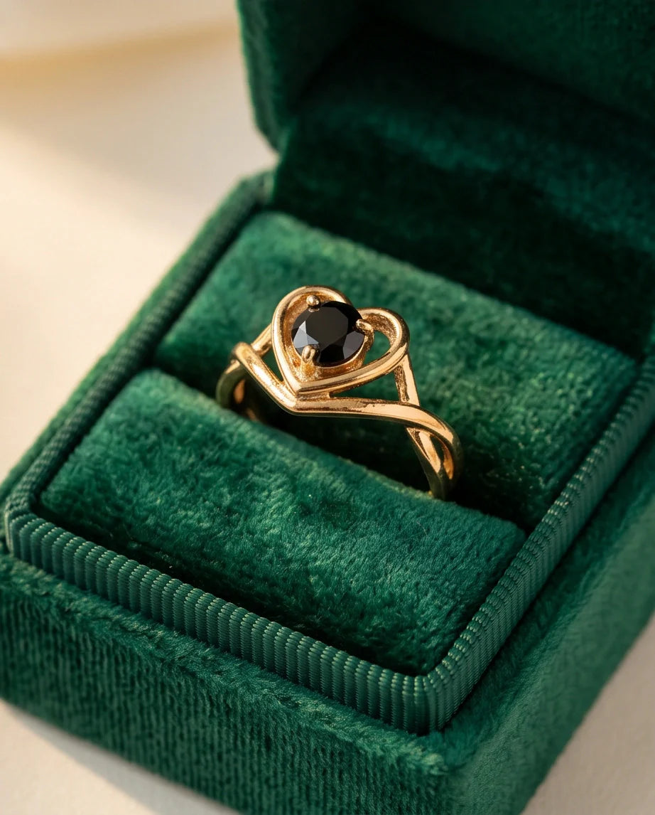 Gold Black Diamond Heart Openwork Ring