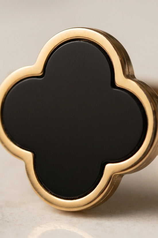 Golden Onyx Clover Minimalist Ring
