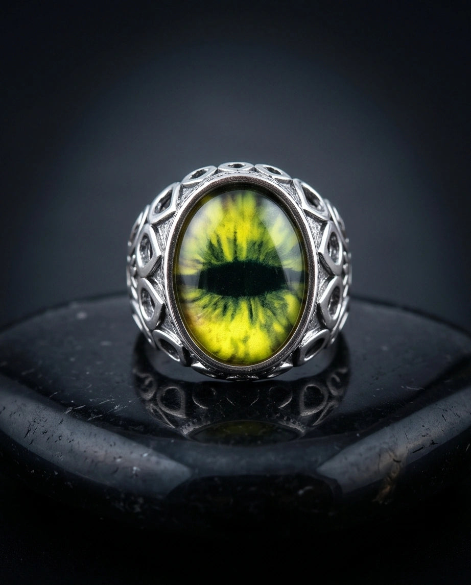 Vintage Sterling Silver Gothic Owl's Eye Statement Ring