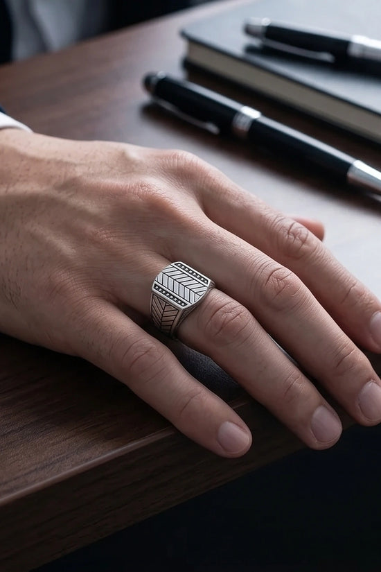 Sterling Silver Chevron Pattern Geometric Signet Ring