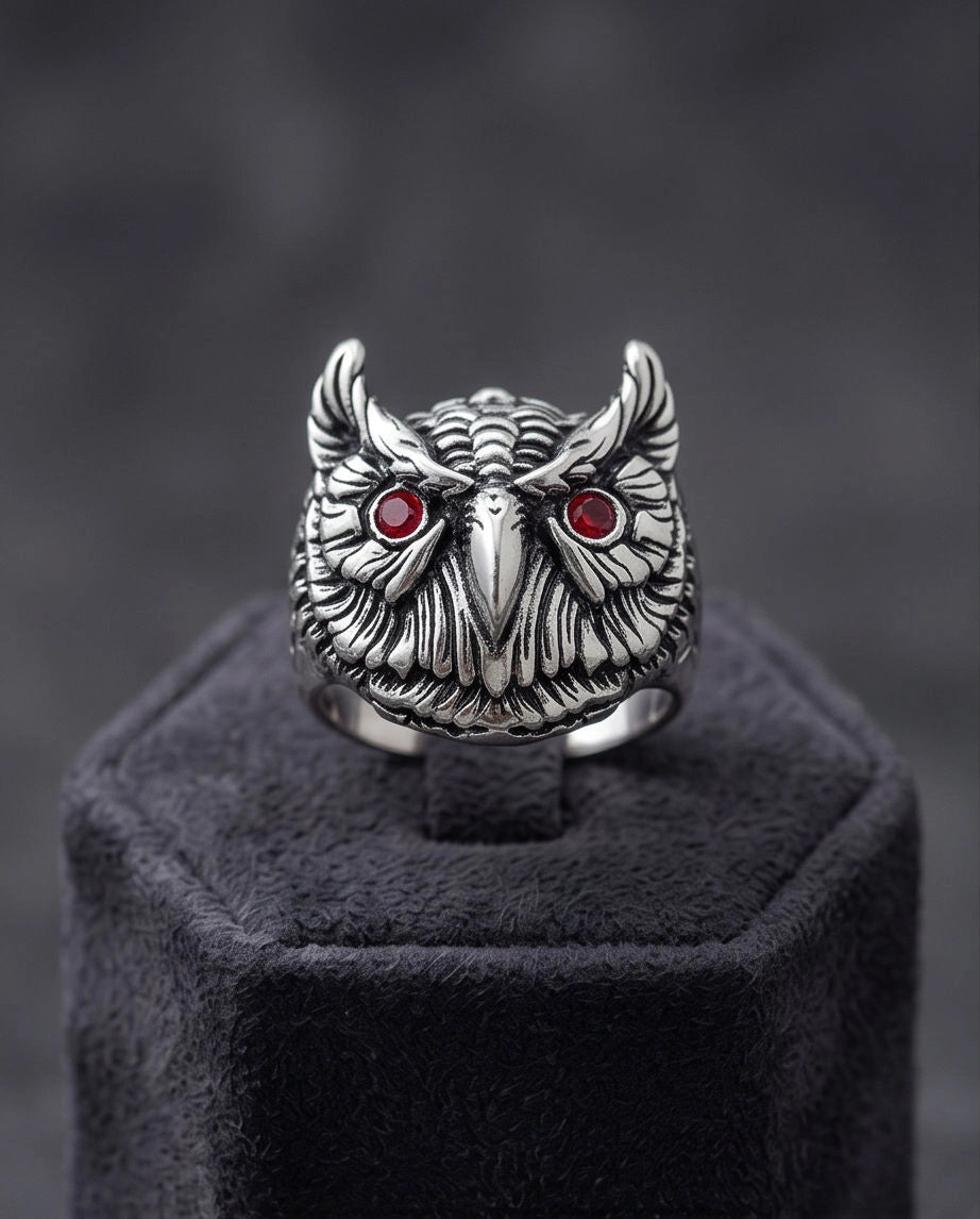 Red-Eyed Sculpted Owl Signet Ring