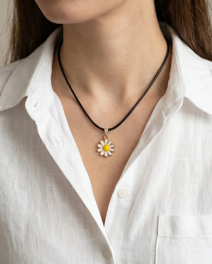 Gold and White Petite Daisy Necklace