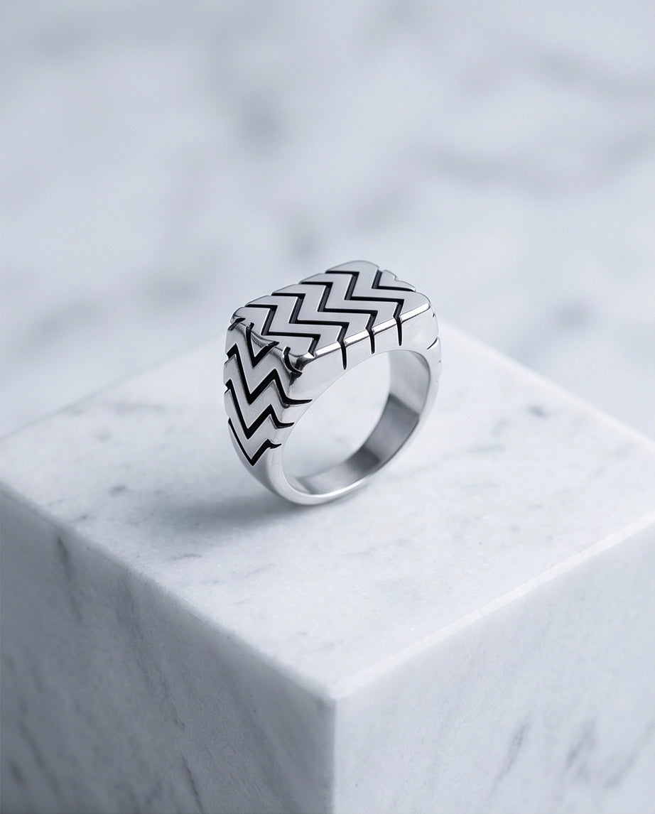 Geometric Zig-Zag Tire Tread Ring