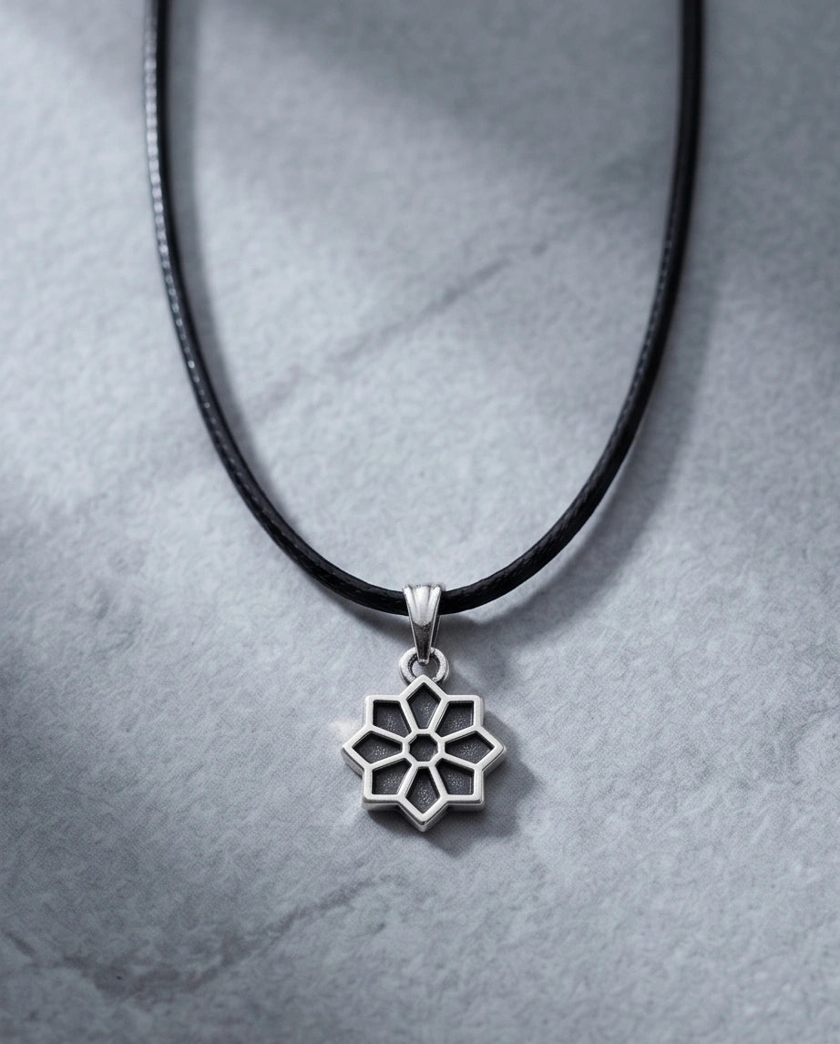 Silver Geometric Eight-Point Star Necklace