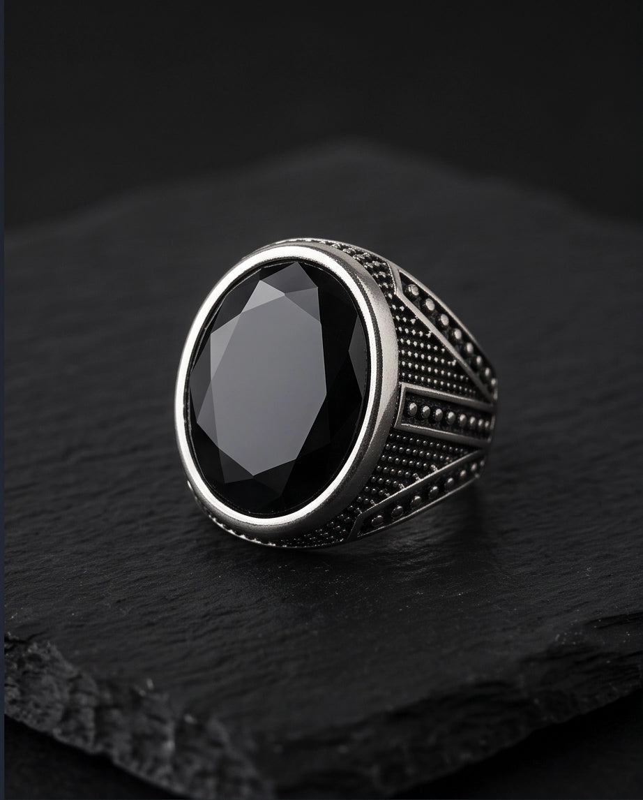Onyx Gemstone Smooth Bezel Chevron Stippled Silver Ring