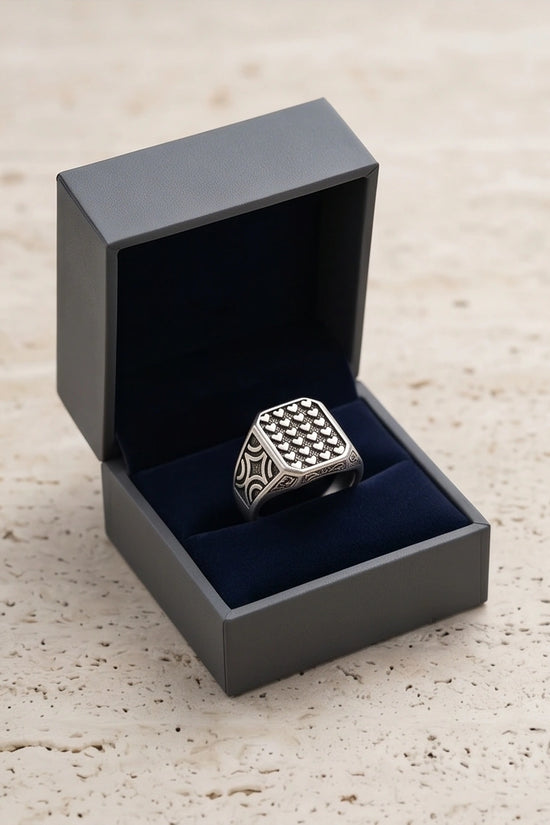 Vintage Sterling Silver Micro-Heart Lattice Signet Ring