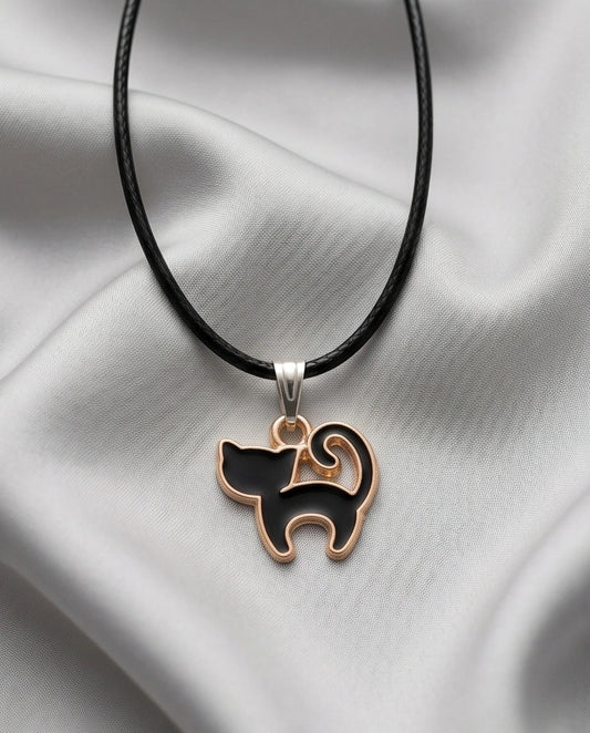 Gold Elegant Sitting Cat Necklace