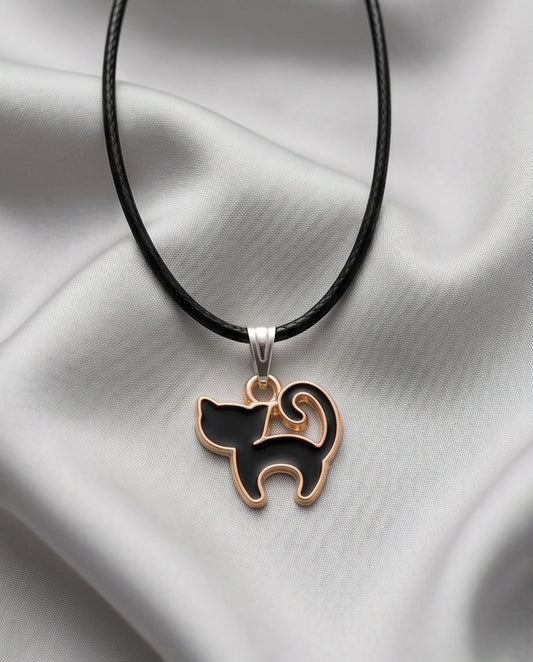 Gold Elegant Sitting Cat Necklace