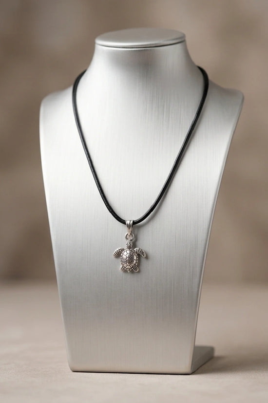 Silver Detailed Sea Turtle Necklace