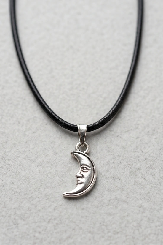 Silver Vintage Crescent Moon Face Necklace