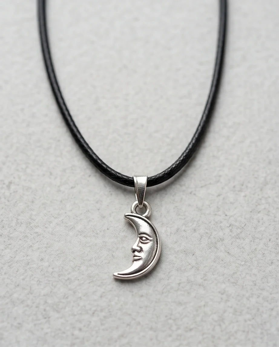 Silver Vintage Crescent Moon Face Necklace